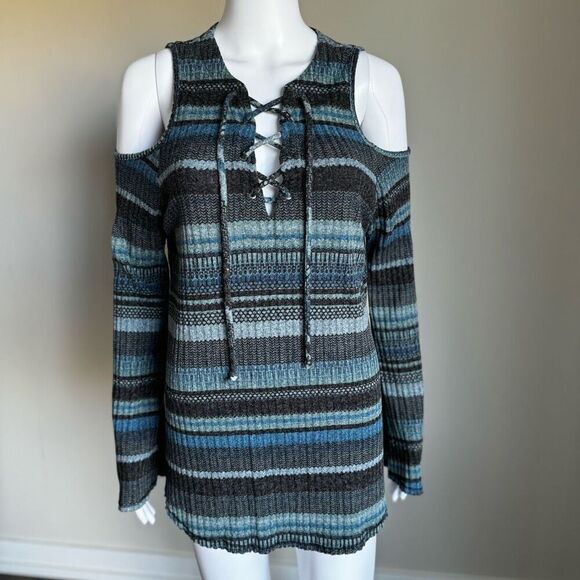Elan Striped Lace-Up Cold Shoulder Knit Top With Flare Sleeves - Picture 3 of 6